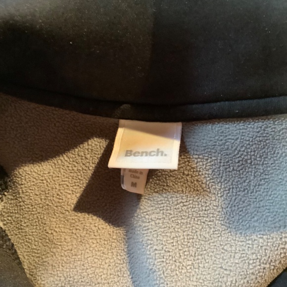 Bench Hoodie early 2010s - Picture 4 of 8